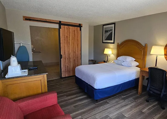 Days Inn By Wyndham Orlando Downtown